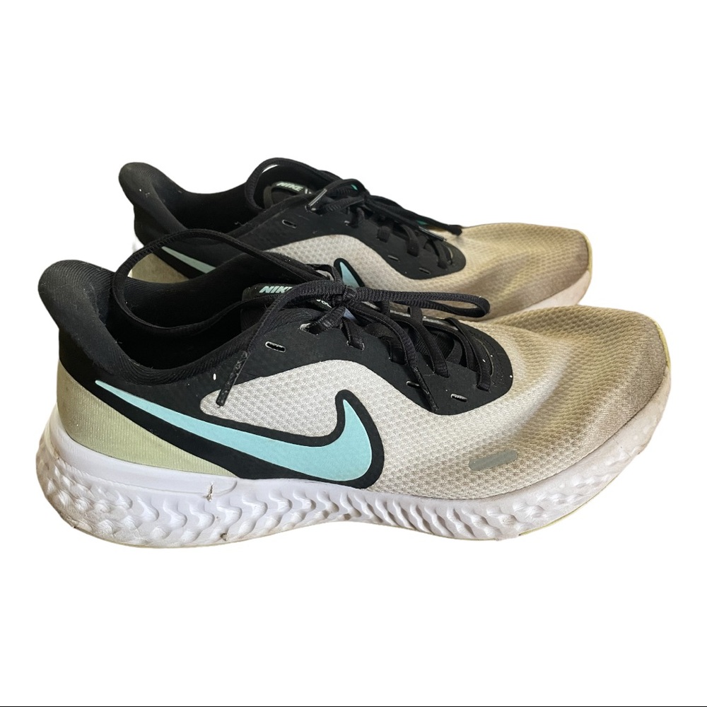Nike Womens Revolution 5 Athletic Running Shoes size : 11 BQ3207-009
